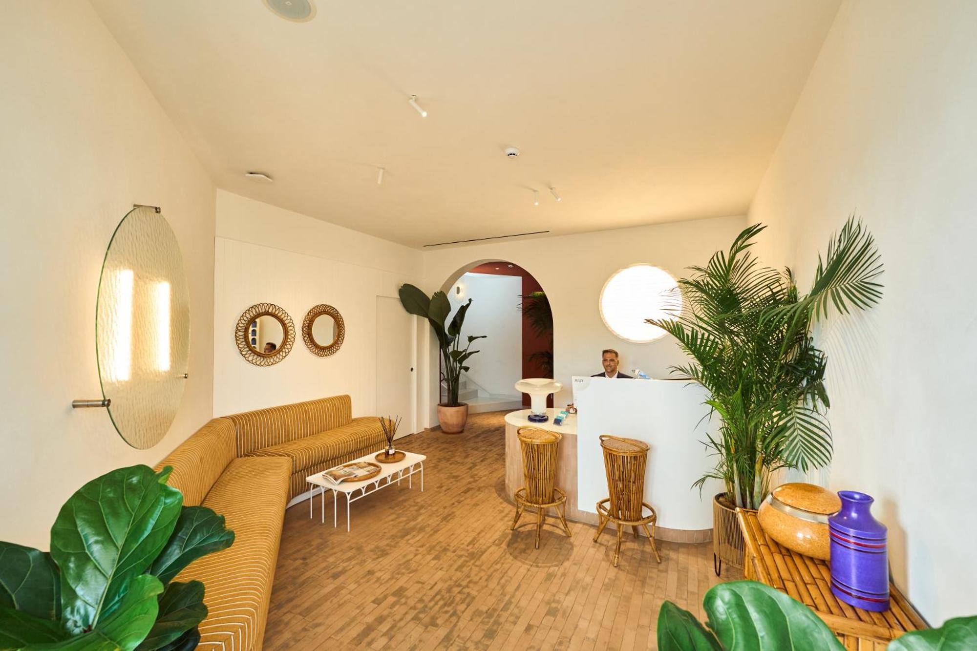 Calea Boutique Hotel Баколи Экстерьер фото