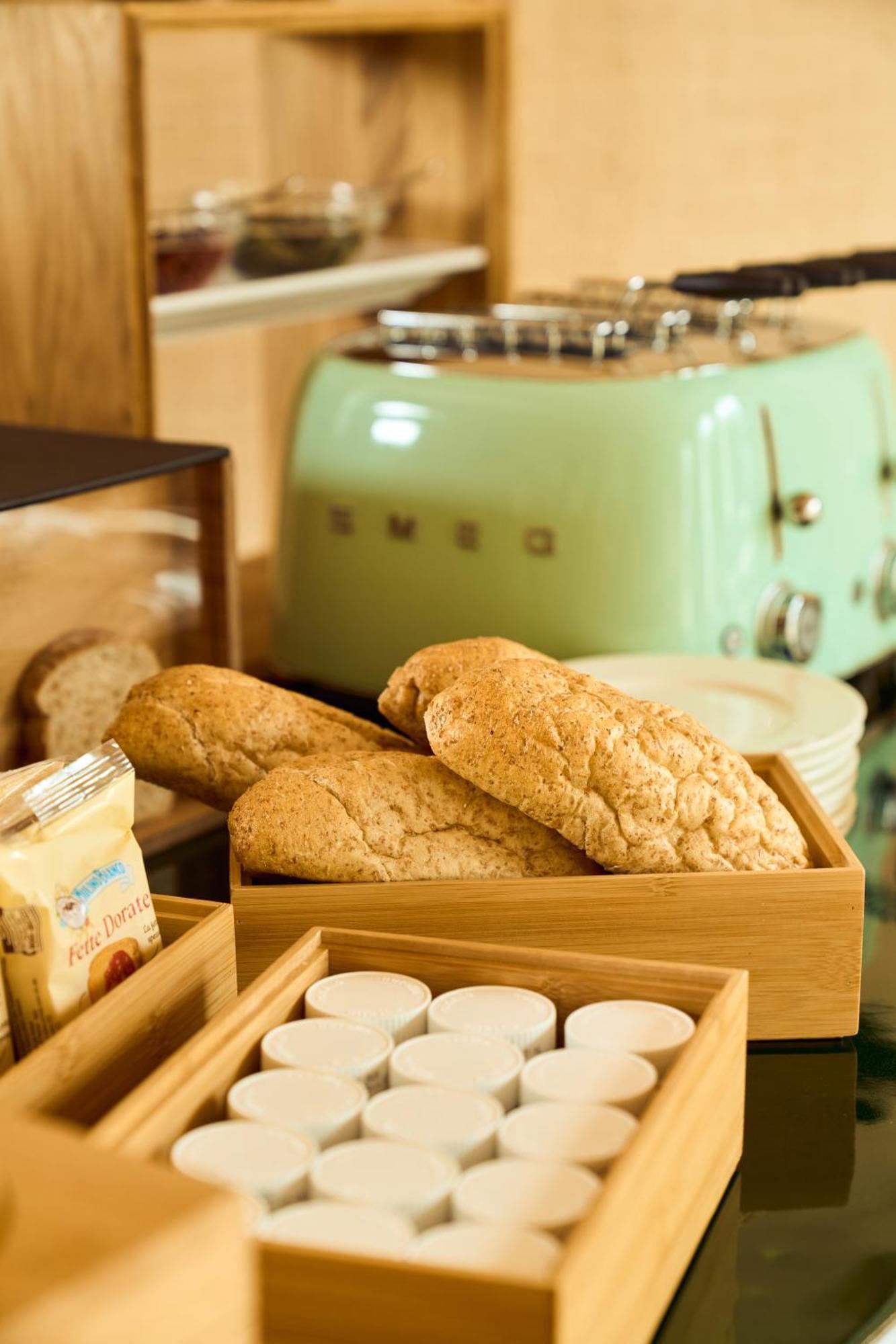 Calea Boutique Hotel Баколи Экстерьер фото
